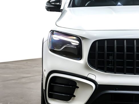 Used 2025 Mercedes-Benz GLB 35 AMG 4MATIC image 15