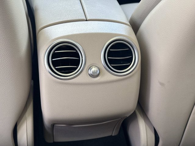 Used 2022 Mercedes-Benz GLC 300 image 16