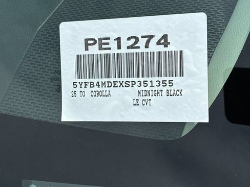 Used 2025 Toyota Corolla LE FWD image 29