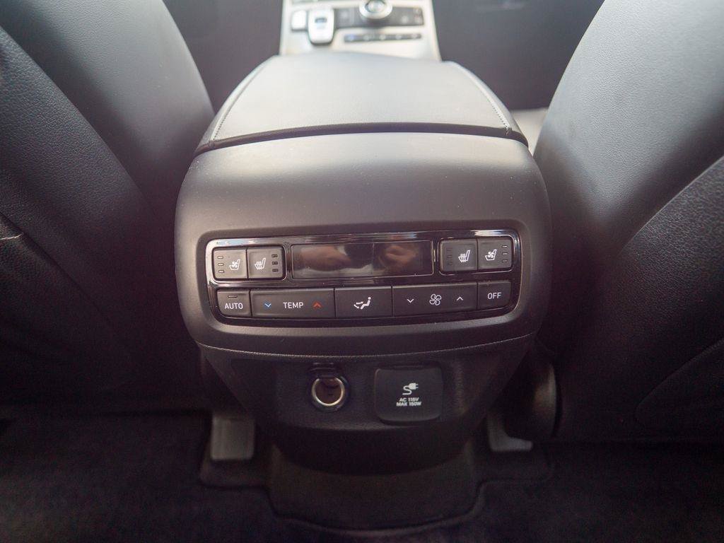 Used 2021 Hyundai Palisade Limited FWD image 16