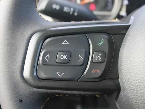 New 2024 Jeep Gladiator Sport image 21