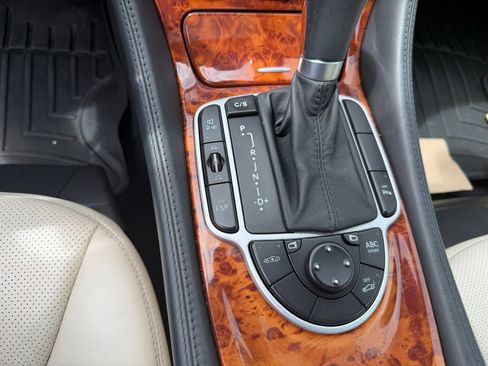 Used 2007 Mercedes-Benz SL 550 image 11