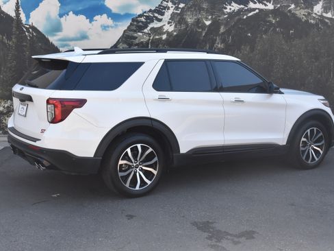 Used 2021 Ford Explorer ST w/ Equipment Group 401A AWD/4WD image 3