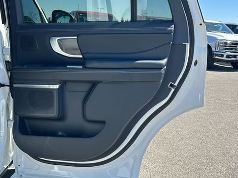 New 2026 Ford Expedition Platinum w/ Stealth Performance Package AWD/4WD image 11