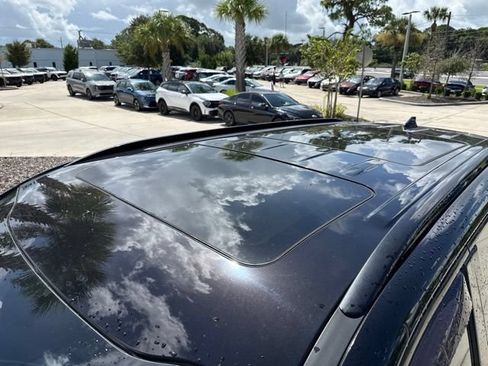 Certified 2022 Kia Telluride SX w/ SX Prestige Package AWD/4WD image 9