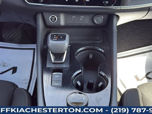 Used 2023 Nissan Rogue S AWD/4WD image 46