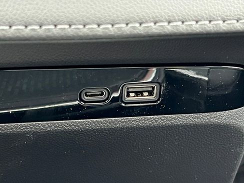 New 2026 Buick Enclave Preferred w/ Power Package image 28