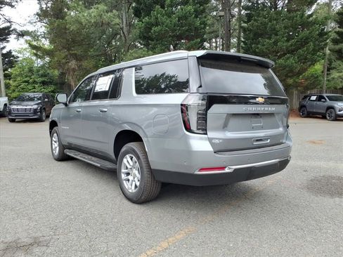 New 2026 Chevrolet Suburban LT w/ Comfort Package AWD/4WD image 30