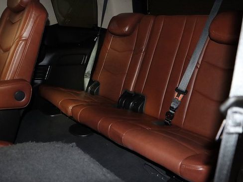 Used 2019 Cadillac Escalade Premium Luxury image 14