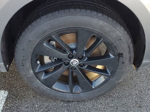 New 2026 Jaguar F-PACE R-Dynamic S image 5