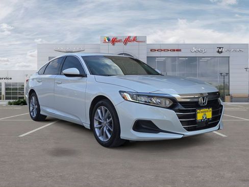 Used 2021 Honda Accord LX image 7