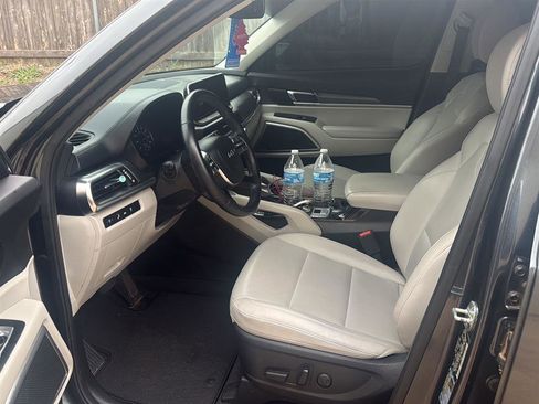 Used 2022 Kia Telluride S FWD image 3