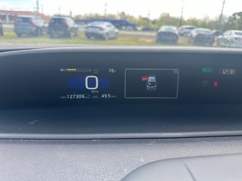 Used 2021 Toyota Prius Prime XLE FWD image 17