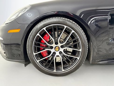 Certified 2023 Porsche Panamera 4S image 31