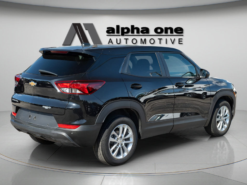 Used 2025 Chevrolet TrailBlazer LS w/ LS Convenience Package FWD image 7