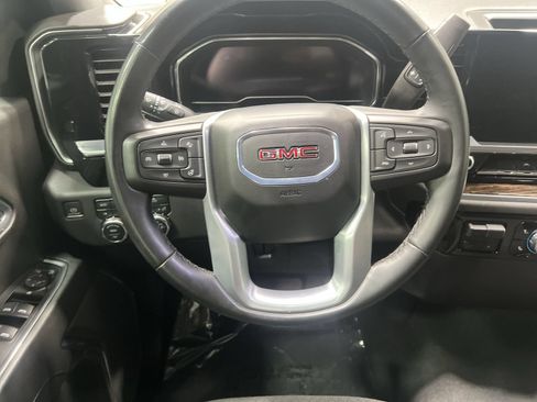 Used 2024 GMC Sierra 1500 Elevation AWD/4WD image 14