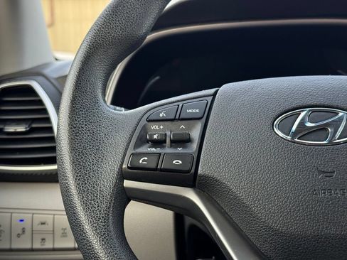 Used 2019 Hyundai Tucson Value AWD/4WD image 26