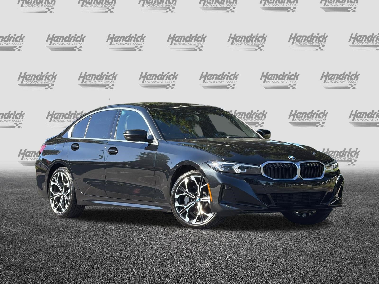 Used 2026 BMW 330i Sedan w/ Premium Package RWD image 2