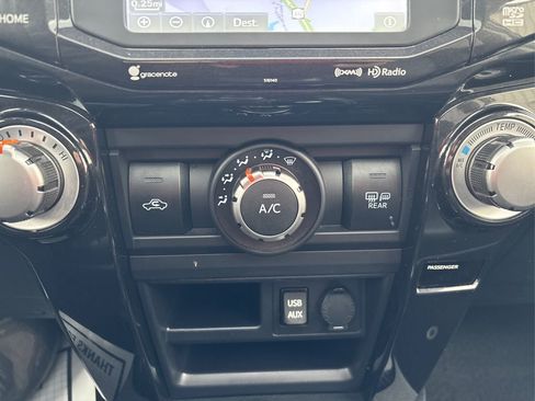 Used 2018 Toyota 4Runner TRD Off-Road Premium image 31