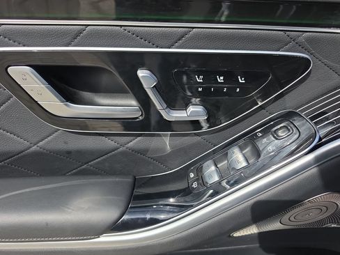 Used 2023 Mercedes-Benz S 580 4MATIC Sedan w/ AMG Line image 20