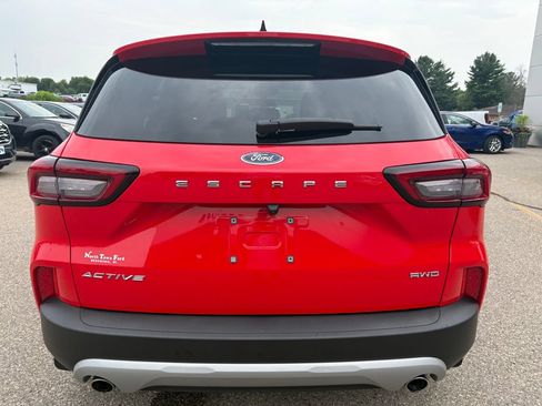 Used 2024 Ford Escape Active AWD/4WD image 7