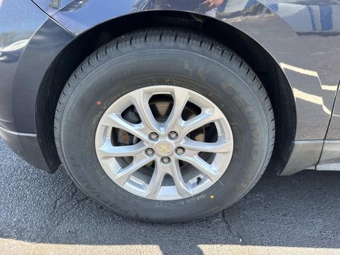 Used 2019 Chevrolet Equinox LS FWD image 10