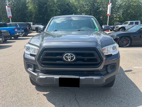 Used 2020 Toyota Tacoma SR AWD/4WD image 2