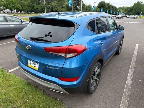 Used 2017 Hyundai Tucson Sport w/ Cargo Package FWD image 11
