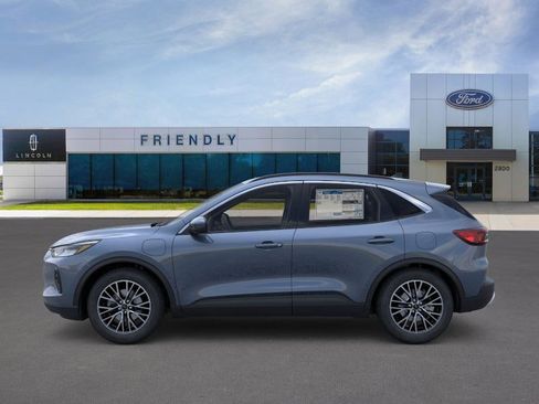 New 2026 Ford Escape SE image 3