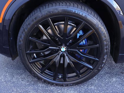Used 2022 BMW X5 xDrive40i w/ M Sport Package image 41