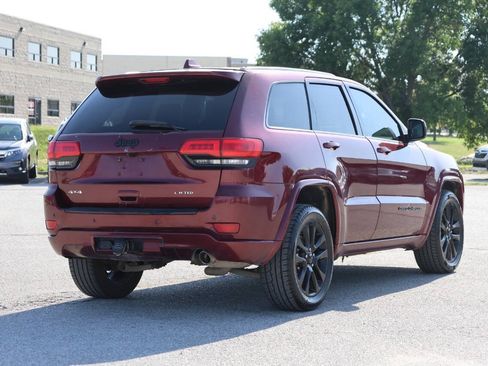 Used 2019 Jeep Grand Cherokee Altitude AWD/4WD image 9