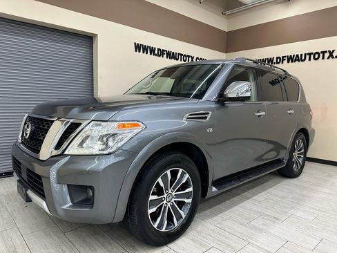 Used 2018 Nissan Armada SL w/ Moonroof Package image 2