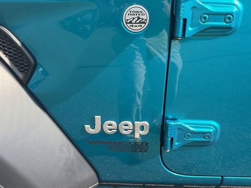 Used 2020 Jeep Wrangler Unlimited Sport S AWD/4WD image 9