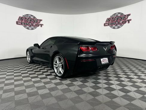 Used 2018 Chevrolet Corvette Stingray Coupe w/ Battery Protection Package image 5