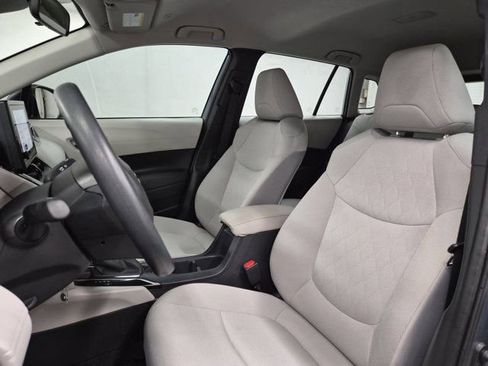 Used 2024 Toyota Corolla Cross L image 20
