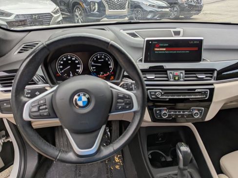 Used 2019 BMW X1 xDrive28i w/ Convenience Package AWD/4WD image 10