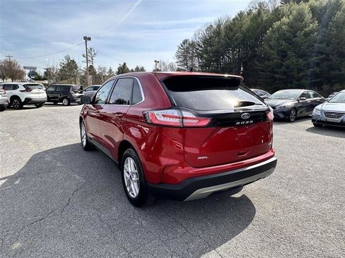 Used 2024 Ford Edge SEL AWD/4WD image 7