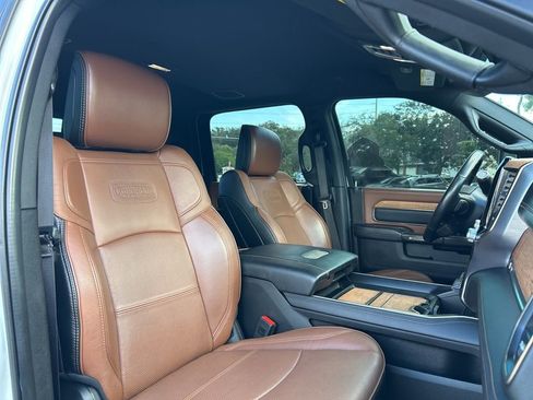 Used 2023 RAM 2500 Limited image 57