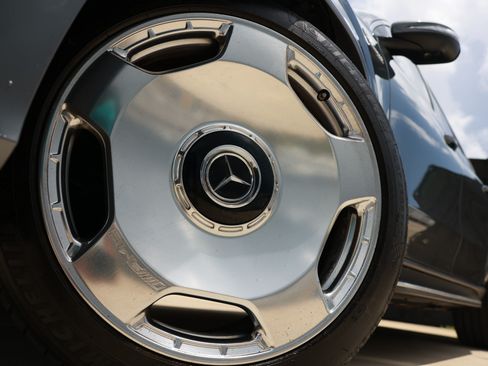 Used 2021 Mercedes-Benz GLS 63 AMG 4MATIC image 43