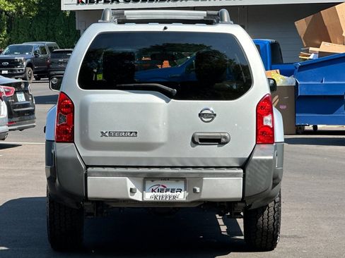 Used 2015 Nissan Xterra S w/ Value Package RWD image 5