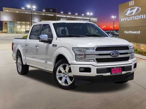 Used 2018 Ford F150 Platinum w/ Equipment Group 701A Luxury RWD image 3