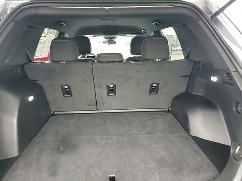 Used 2025 Chevrolet Equinox LT image 27