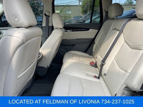 Used 2024 Cadillac XT6 Premium Luxury w/ Technology Package AWD/4WD image 9