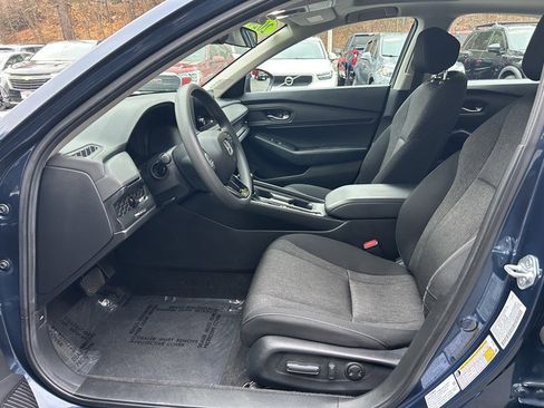 Used 2024 Honda Accord EX image 15