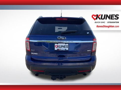 Used 2015 Ford Explorer XLT AWD/4WD image 10
