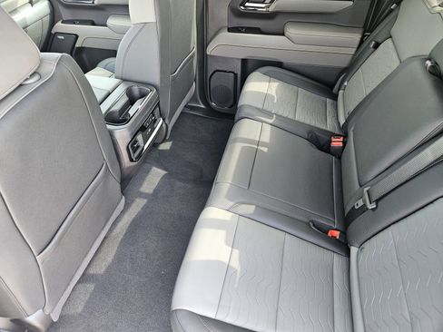 Certified 2026 Chevrolet Silverado 1500 ZR2 w/ Dark Appearance Package image 33