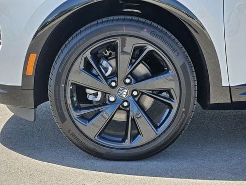 New 2025 Buick Envision Sport Touring image 8