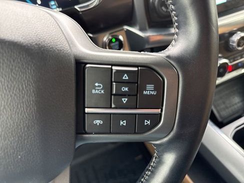 Used 2022 Ford F150 Lariat AWD/4WD image 19