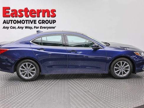 Used 2018 Acura TLX FWD image 4