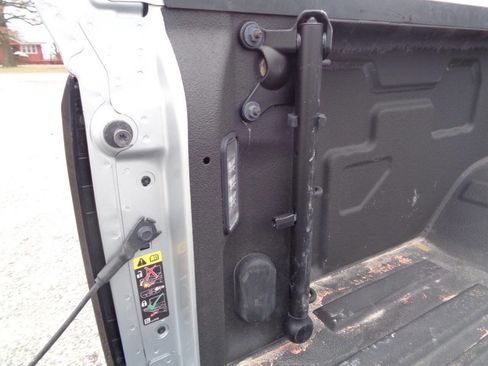 Used 2022 GMC Sierra 2500 SLE w/ SLE Convenience Package image 12